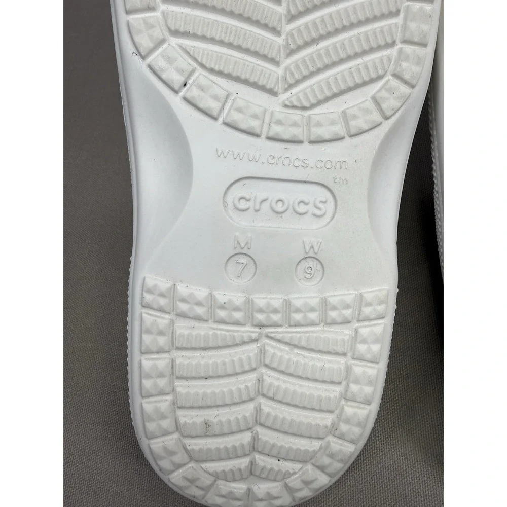 Crocs Slides Women's 9 Iconic Comfort White Sandals Men 7 Outdoor Summer Water